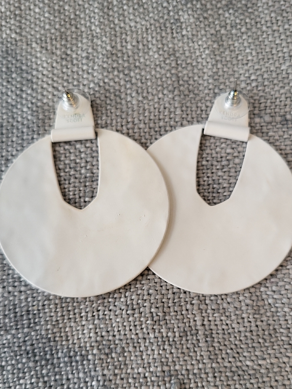 Kendra Scott "Diane" Statement Earrings in Matte White - Picture 4 of 4